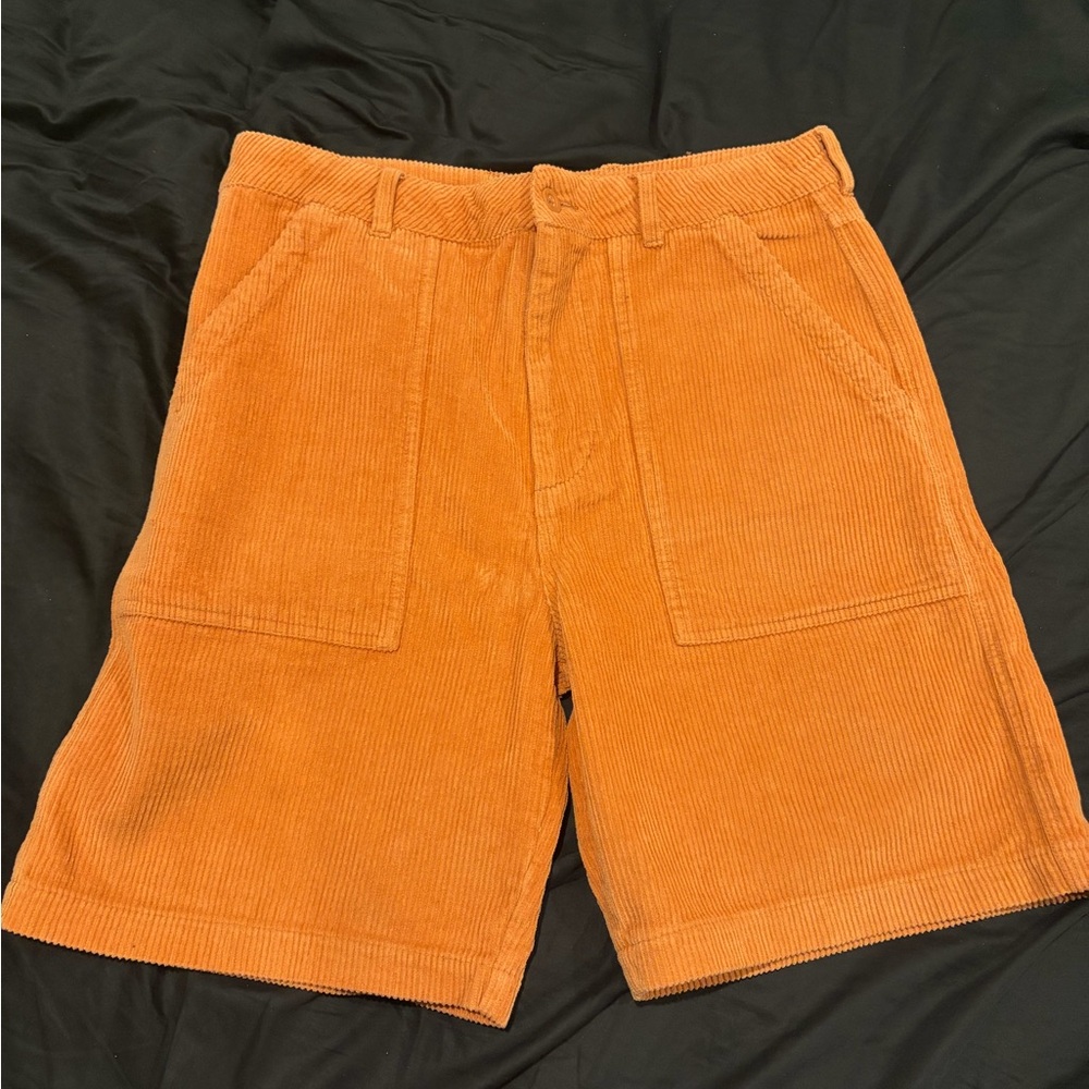 Quasi Corduroy Shorts